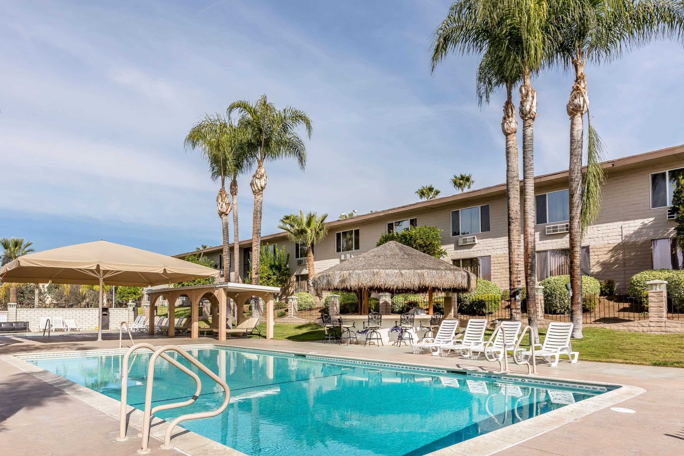 Econo Lodge Lake Elsinore Casino Exterior foto